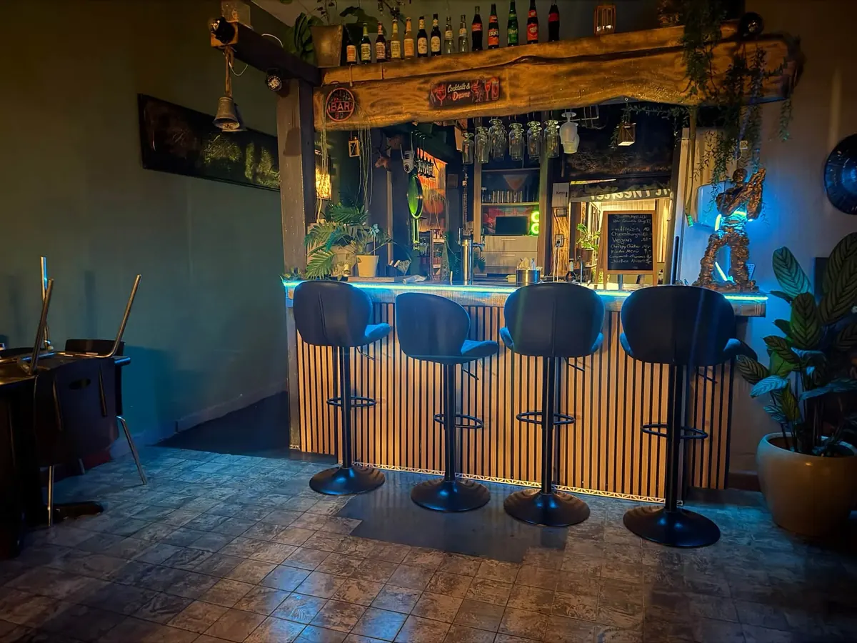 Die Theke am Abend